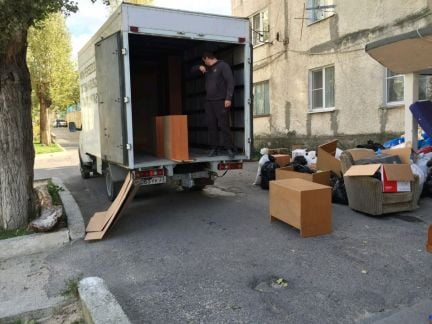 Грузоперевозки, Переезды. Вывоз мусора. Грузчики  - купить на сайте объявлений Новороссийск онлайн