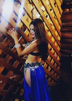 Восточные танцы, шоу-программа от Diva Dinara  - купить на сайте объявлений Новороссийск онлайн