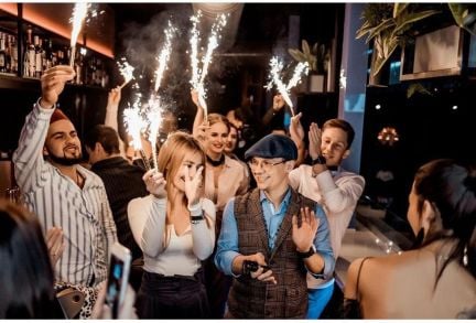 Хостес  - купить на сайте объявлений Сочи онлайн