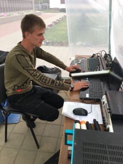Dj-музыкальное сопровождение  - купить на сайте объявлений Великовечное онлайн