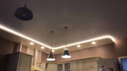 Натяжные потолки  - купить на сайте объявлений Новотитаровская онлайн