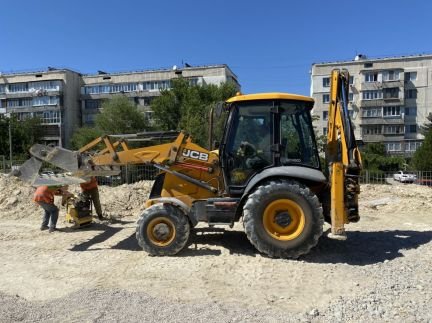 Услуги экскаватора-Погрузчика jcb 3cx  - купить на сайте объявлений Севастополь онлайн