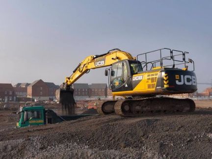Услуги экскаватора гусеничного jcb 220  - купить на сайте объявлений Туапсе онлайн