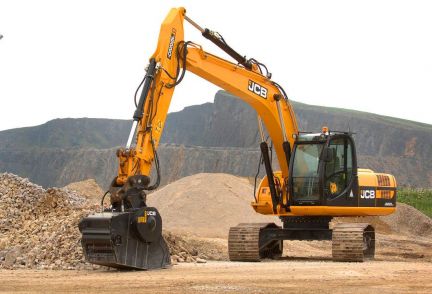 Услуги экскаватора гусеничного jcb 220  - купить на сайте объявлений Новороссийск онлайн