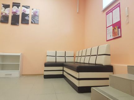 Аренда рабочего места мастера маникюра/педикюра  - купить на сайте объявлений Севастополь онлайн