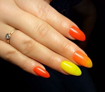 Наращивание ногтей гелем.Shellac  - купить на сайте объявлений Севастополь онлайн