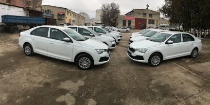 Аренда автомоблей.работа в такси Метан.Лицензия  - купить на сайте объявлений Симферополь онлайн