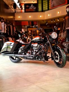 Harley-Davidson Road King  - купить на сайте объявлений Армавир онлайн