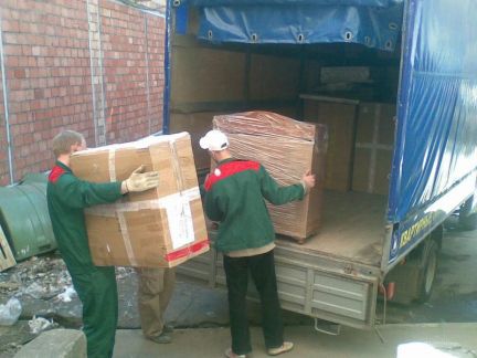 Грузчики и газели всегда в наличии  - купить на сайте объявлений Симферополь онлайн