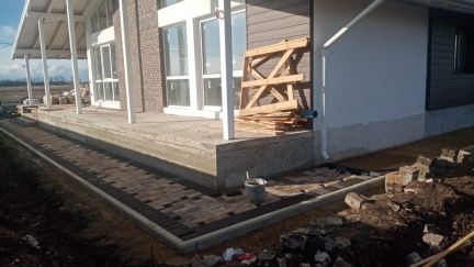Укладка тротуарной плитки  - купить на сайте объявлений Туапсе онлайн