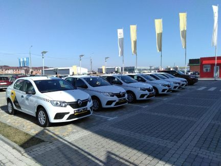 Водители на авто от 2019 такси + гбо+ лицензия  - купить на сайте объявлений Анапа онлайн