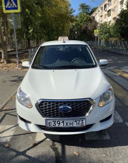 Аренда машины для такси 60/40  - купить на сайте объявлений Сочи онлайн
