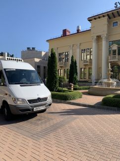 Заказ микроавтобуса в Cочи, Красная поляна  - купить на сайте объявлений Сочи онлайн
