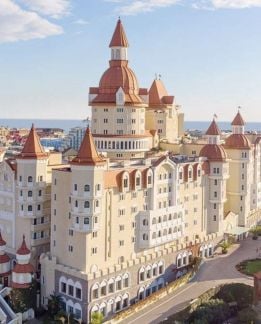 Требуется Горничная в отель Хаят  - купить на сайте объявлений Сочи онлайн