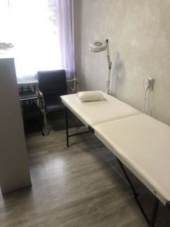 Место для мастера по наращиванию ресниц, бровиста  - купить на сайте объявлений Севастополь онлайн