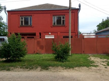 Дом 280 на участке 8  Армавир