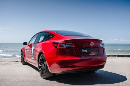 Аренда автомобилей Tesla  - купить на сайте объявлений Сочи онлайн