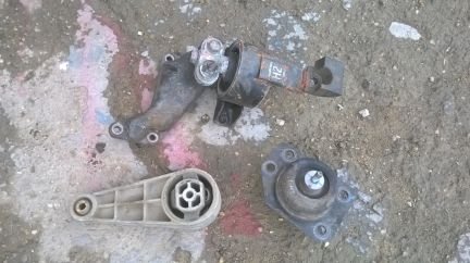 Подушки двс лачетти+разное  Армавир