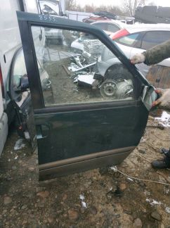 Передняя правая дверь Nissan Serena c23  Армавир