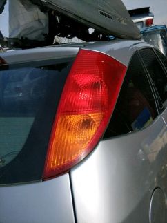 Задний правый фонарь Ford Focus 1 хэтчбек  Армавир