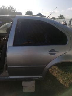 Дверь задняя левая Volkswagen Bora Jetta 4  Армавир