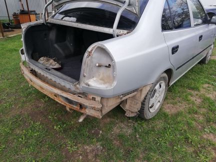 Задняя часть кузова Хендай Акцент Hyundai Accent  Армавир