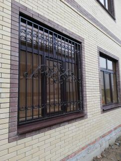 Оконные решетки  - купить на сайте объявлений Армавир онлайн