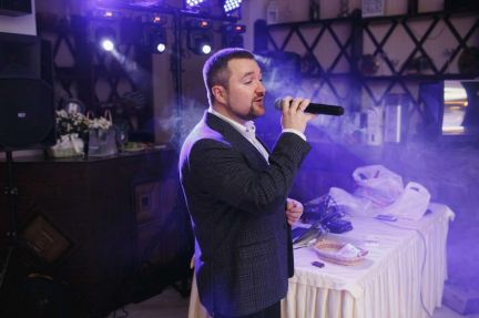 Пожалуй, один из лучших Ведущий Диджей Музыка  Армавир