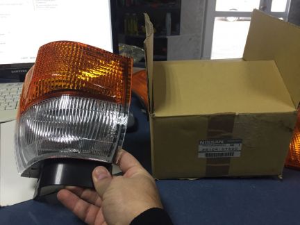 Указатель поворота Nissan atlas (261240T000)  Армавир