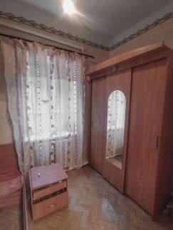 Дом 64 м кв. на участке 5 сот.  Армавир
