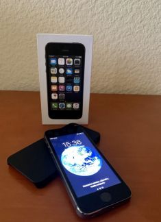 iPhone 5 s  - купить на сайте объявлений Армавир онлайн