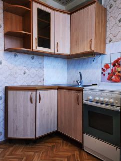 Сдам 1-комнатную квартиру, 32 м кв., 4/5 эт.  Армавир
