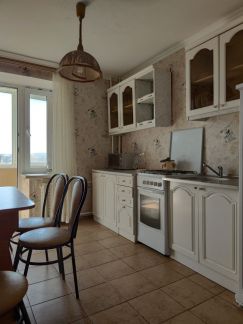 Сдам 1-комнатную квартиру, 36 м кв., 2/9 эт.  Армавир