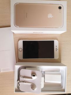 Телефон iPhone 7 32гб Gold  Армавир