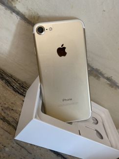 iPhone 7, 32 Gb  - купить на сайте объявлений Армавир онлайн