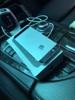 Телефон iPhone SE  - купить на сайте объявлений Армавир онлайн