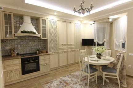 Сдам 1-комнатную квартиру, 40 м кв., 3/5 эт.  Армавир