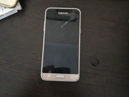 SAMSUNG j3 2016. отличном состоянии  Армавир