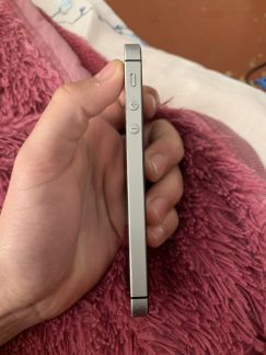 Телефон iPhone 5s  Армавир