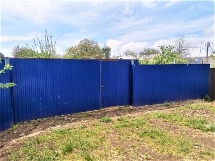 Дом 30 м кв. на участке 2 сот.  Армавир