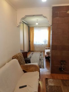 Дом 30 м кв. на участке 1 сот.  Армавир