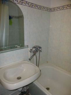 Сдам 1-комнатную квартиру, 38 м кв., 7/9 эт.  Армавир