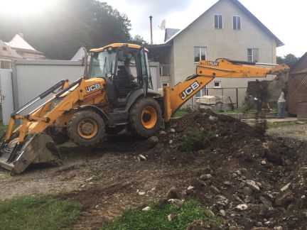 Услуги экскаватора-погрузчика JCB (гидромолот)  - купить на сайте объявлений Сочи онлайн