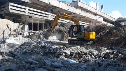 Аренда, гусеничные экскаваторы от 5 до 25 тонн  Армавир